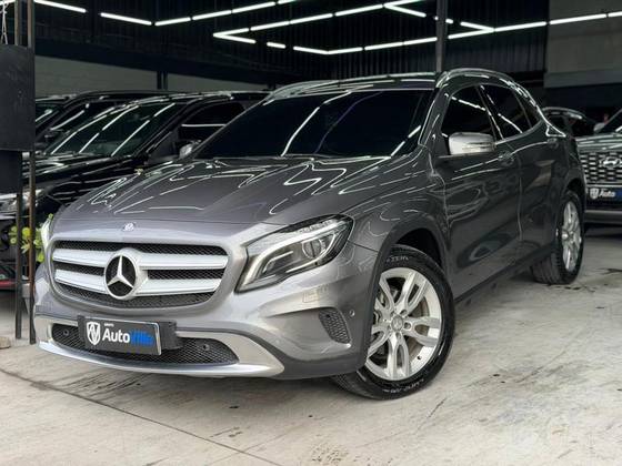 MERCEDES-BENZ GLA 200 1.6 CGI ADVANCE 16V TURBO FLEX 4P AUTOMÁTICO MERCEDES-BENZ GLA 200 1.6 CGI ADVANCE 16V TURBO FLEX 4P AUTOMÁTICO
